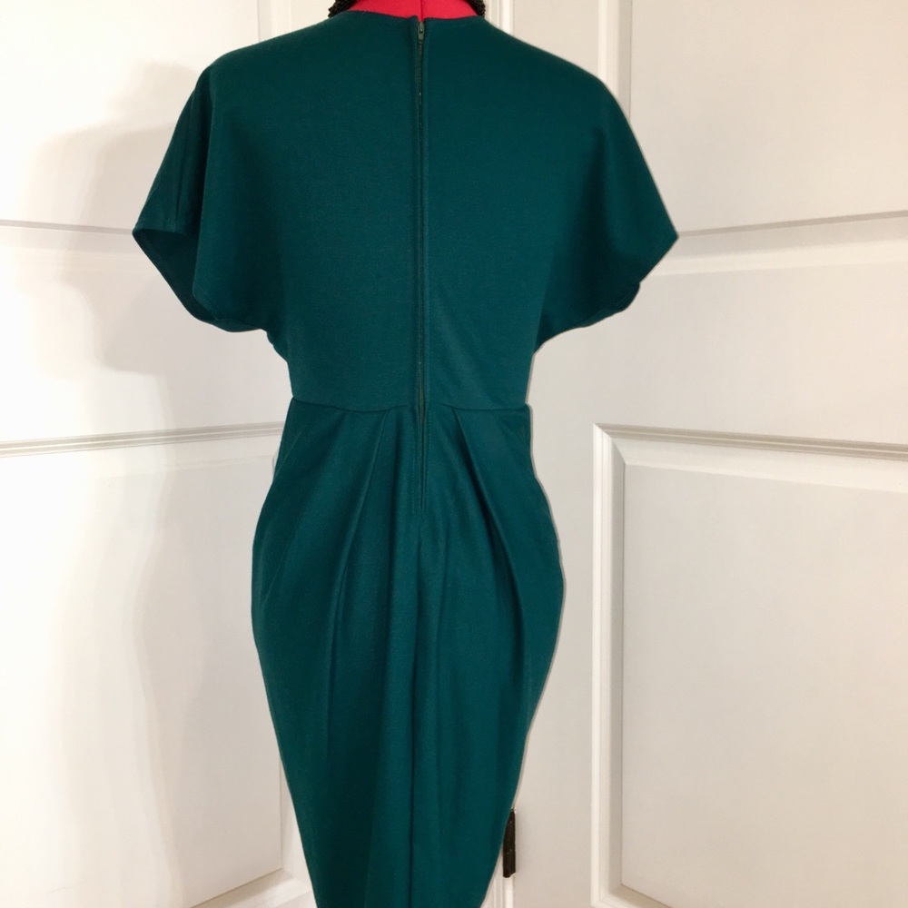 Gathered Empire Waist Dress • M - Picture 3 of 7